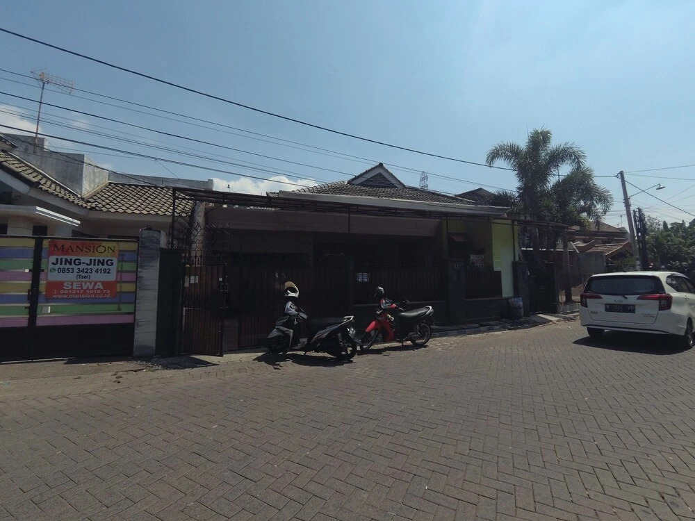 Oyo 1562 Green House