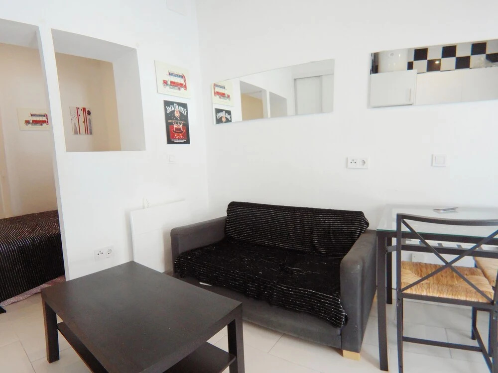 Estudio Exterior en Usera RU5