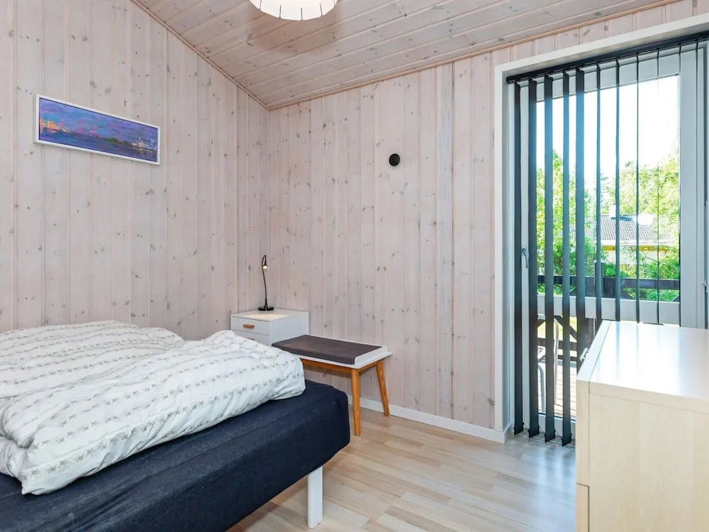 10 Person Holiday Home in Logstor
