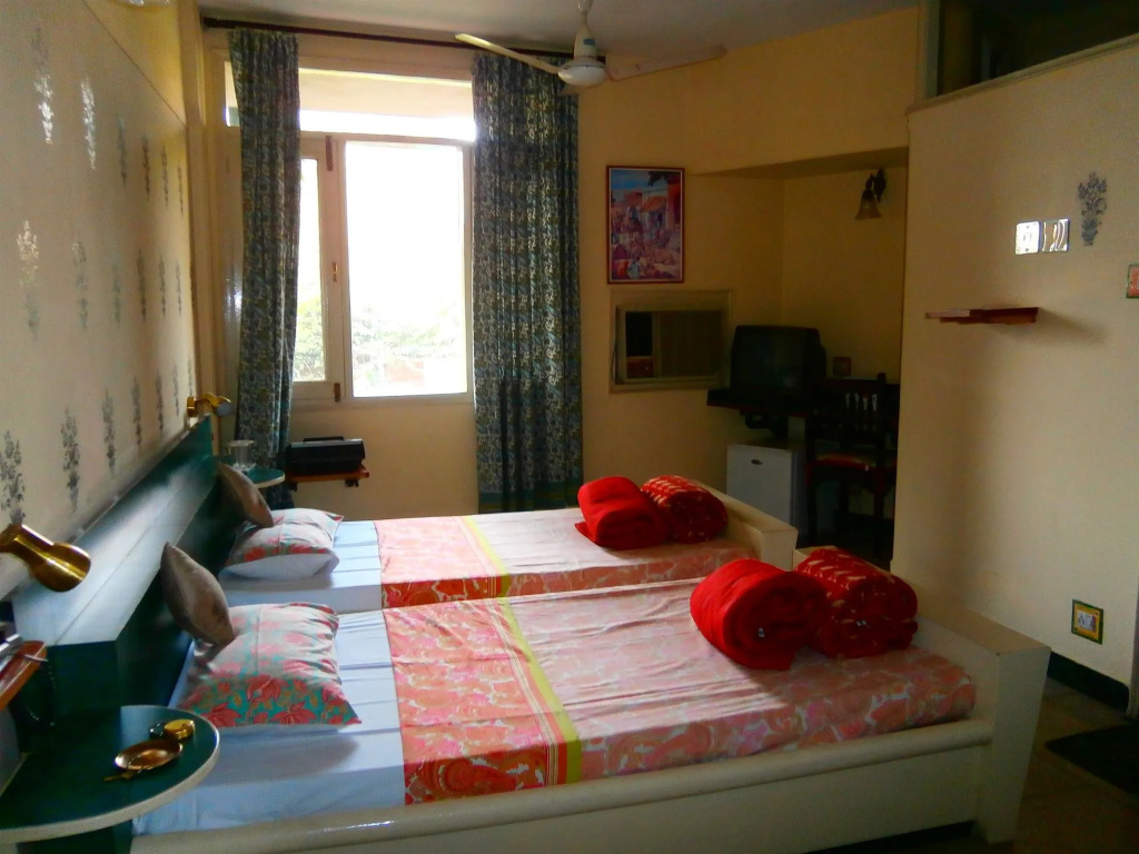 Jaipur Inn