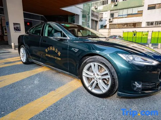 Zunxiang International Apartment (Shenzhen Futian Convention and Exhibition Cente)