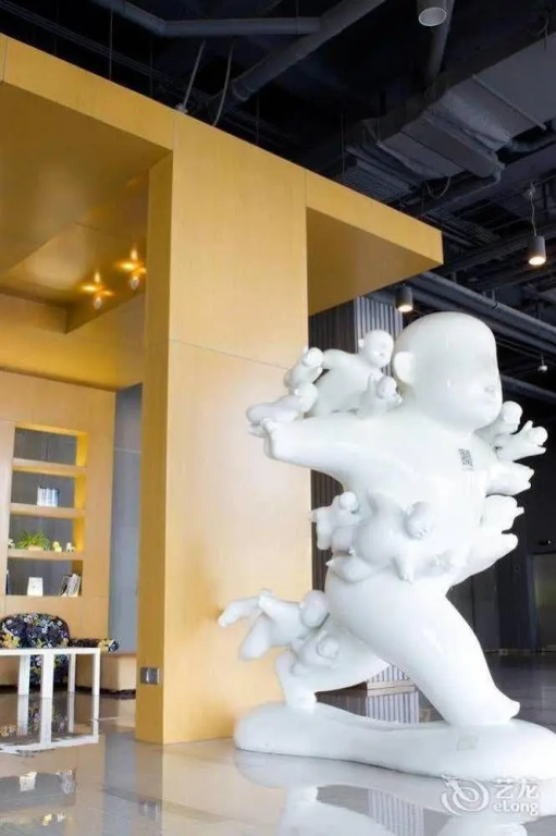 E518 Boutique Art Hotel