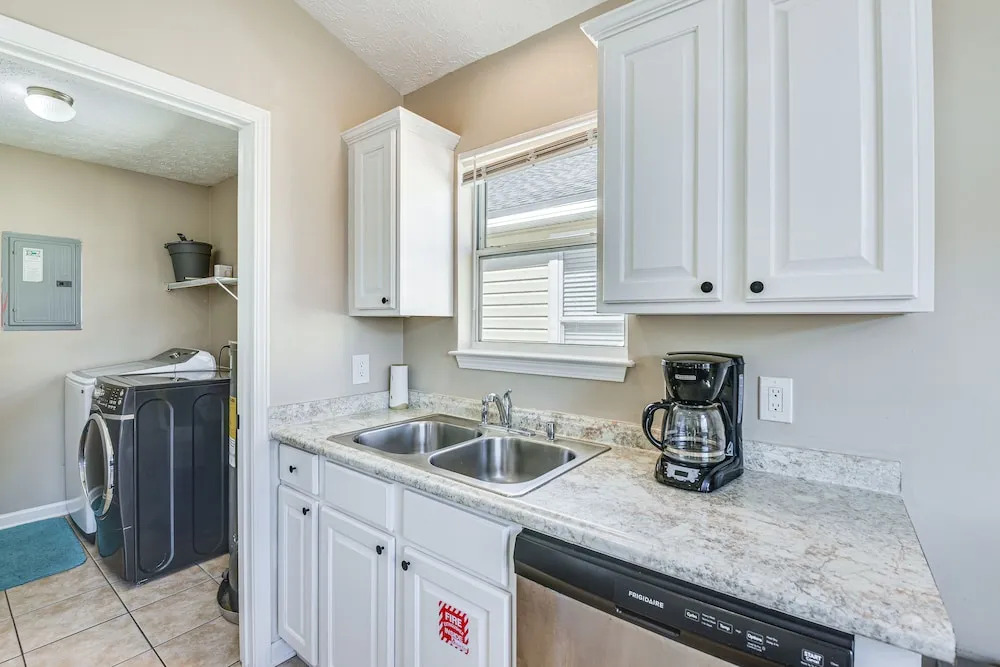 Charming PCB Home ~ 1 Mi to Beach Access!