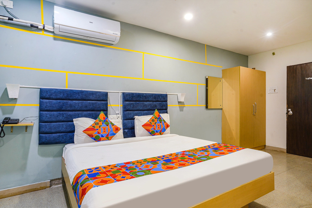 Fabhotel Jkc Grand