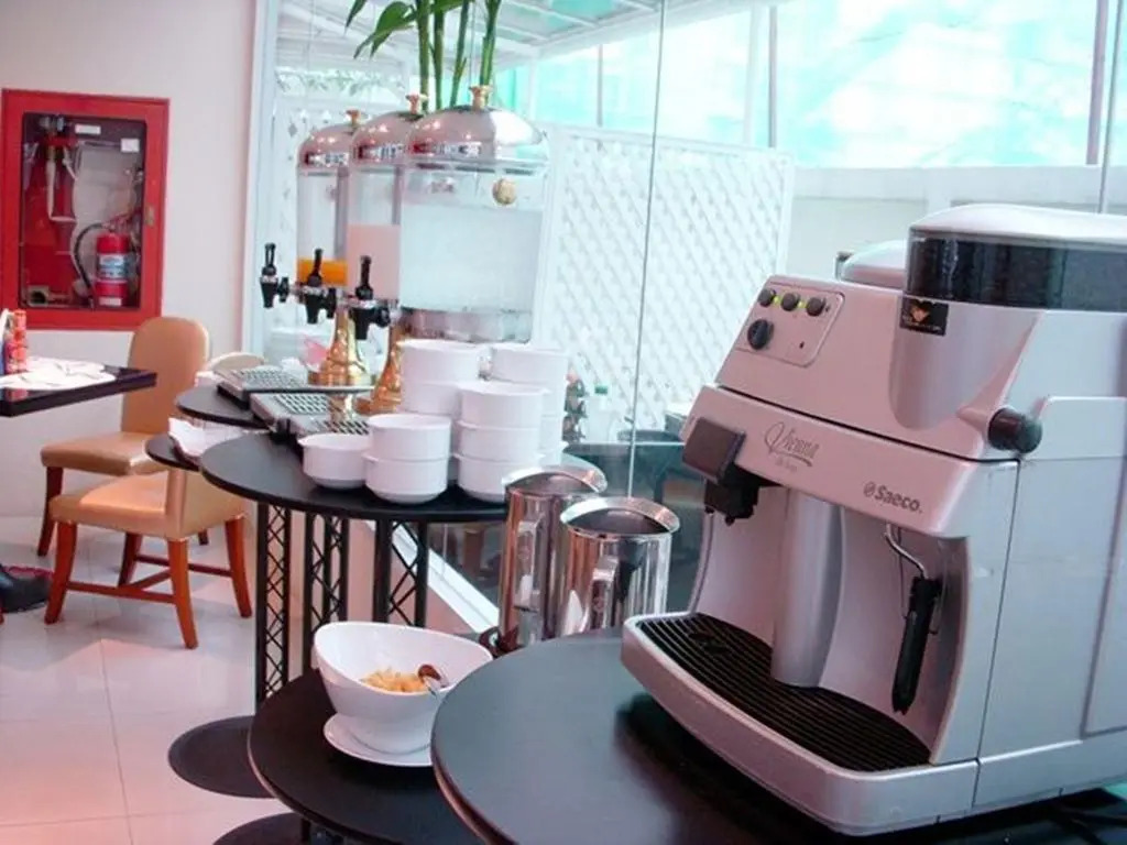 Tango Vibrant Living Hotel - SHA Extra Plus