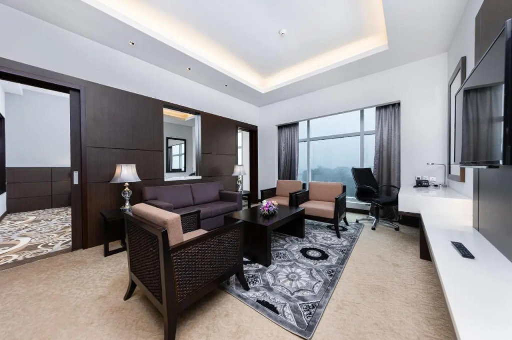 Raia Hotel & Convention Centre Kuching