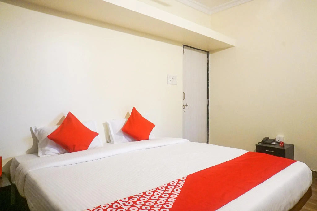 OYO Flagship 13612 PK Residency