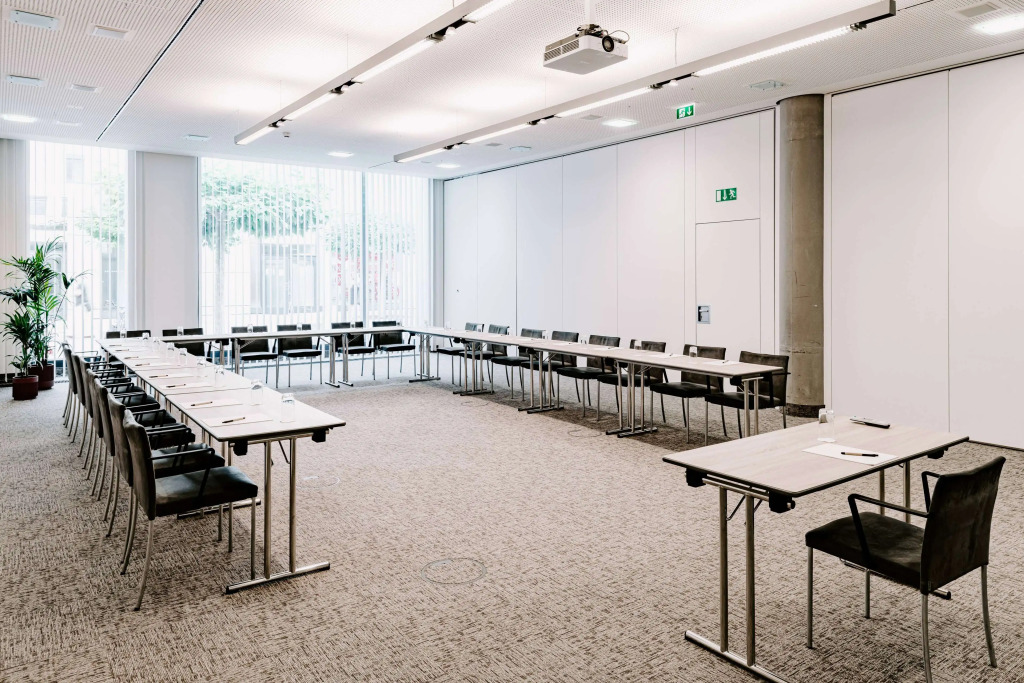 Vienna House Easy by Wyndham Stuttgart Vaihingen