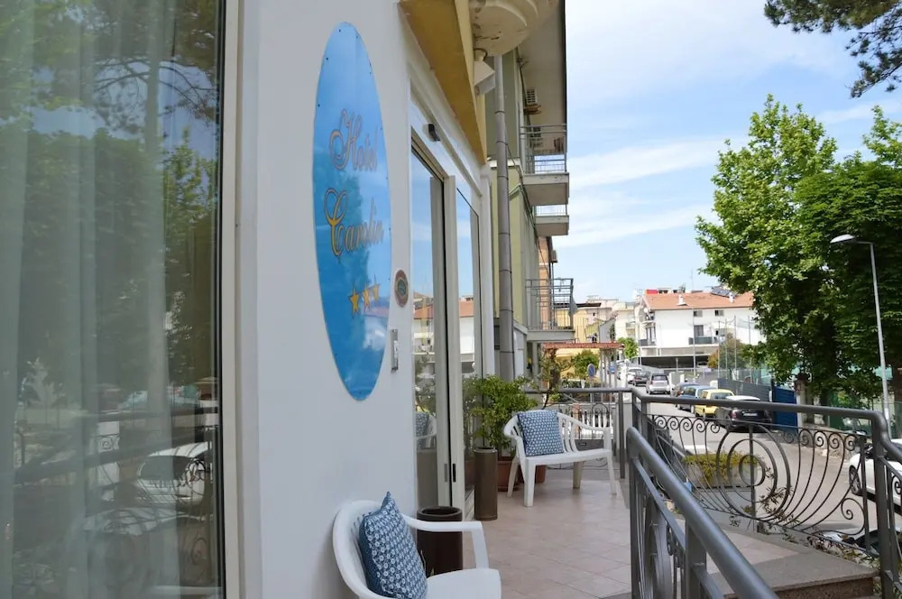 Hotel Carolin