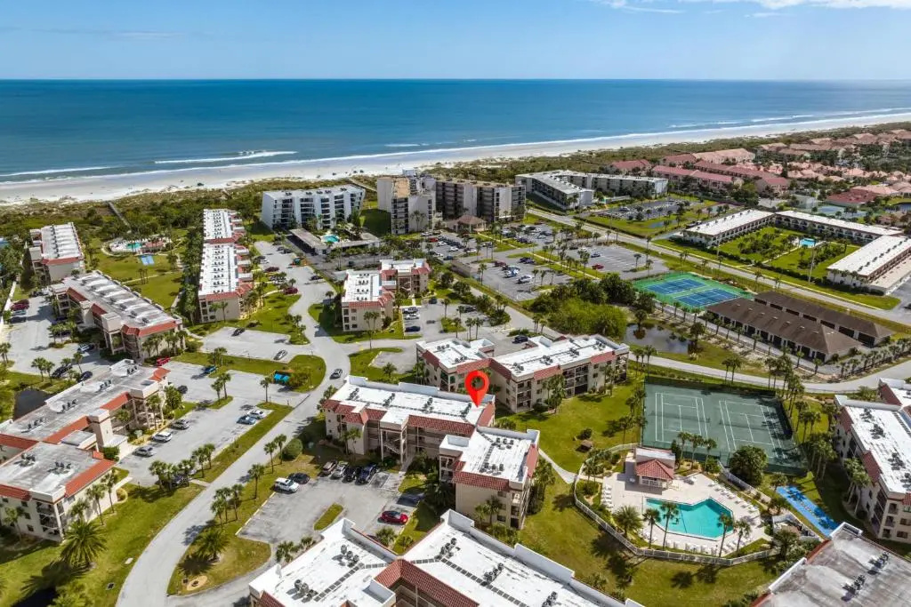 Ocean Village Club J14