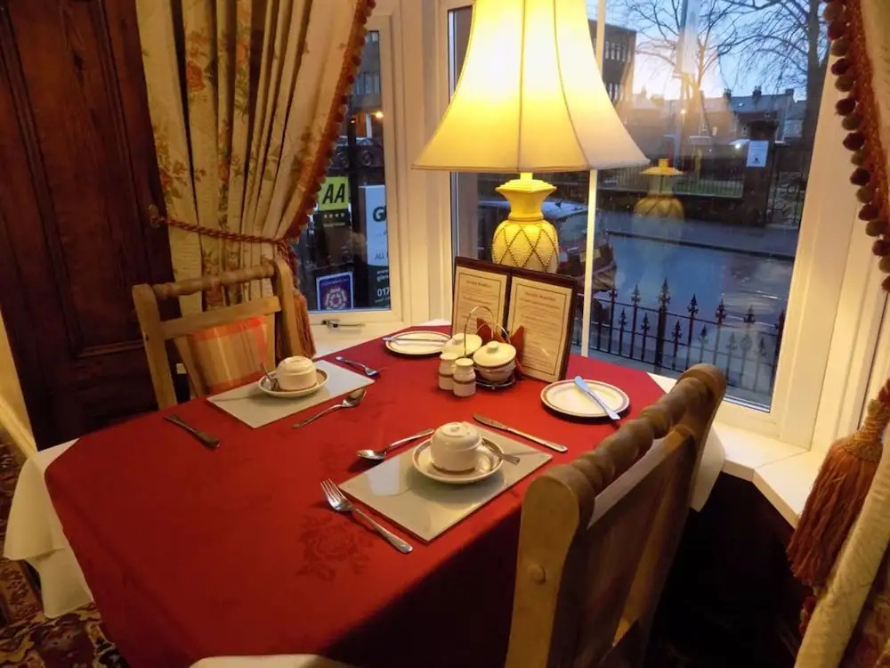 Glendale Guest House