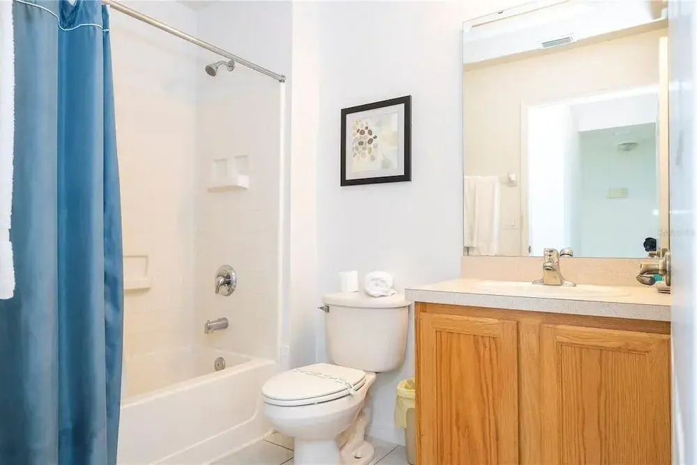 Bright 3B w Pool Close to Disney Encantada 8545