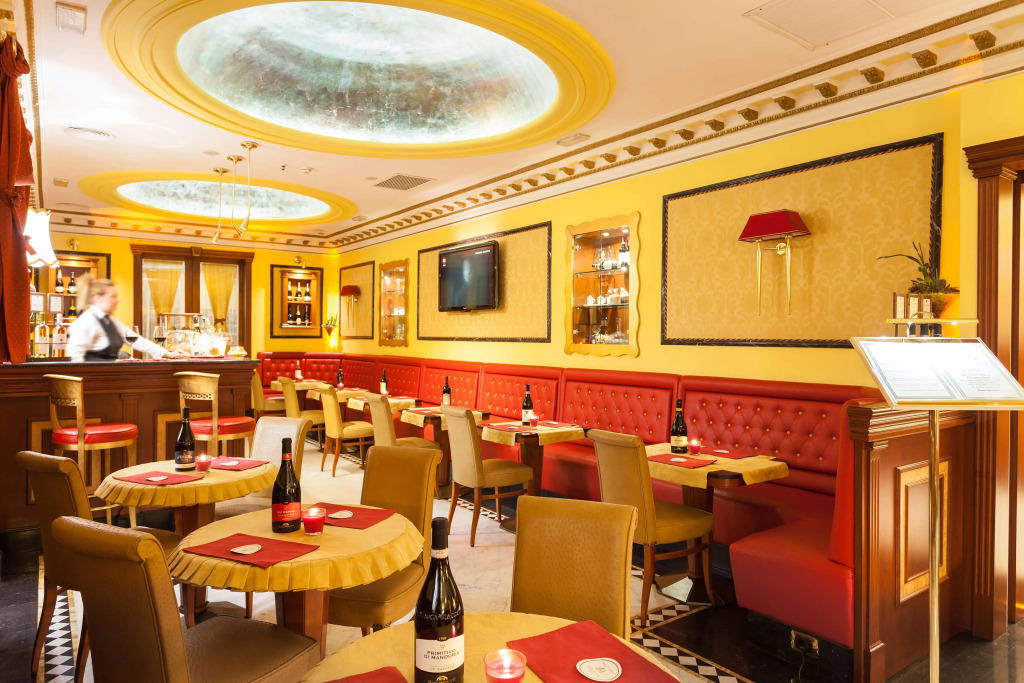 Hotel Manfredi Suite In Rome
