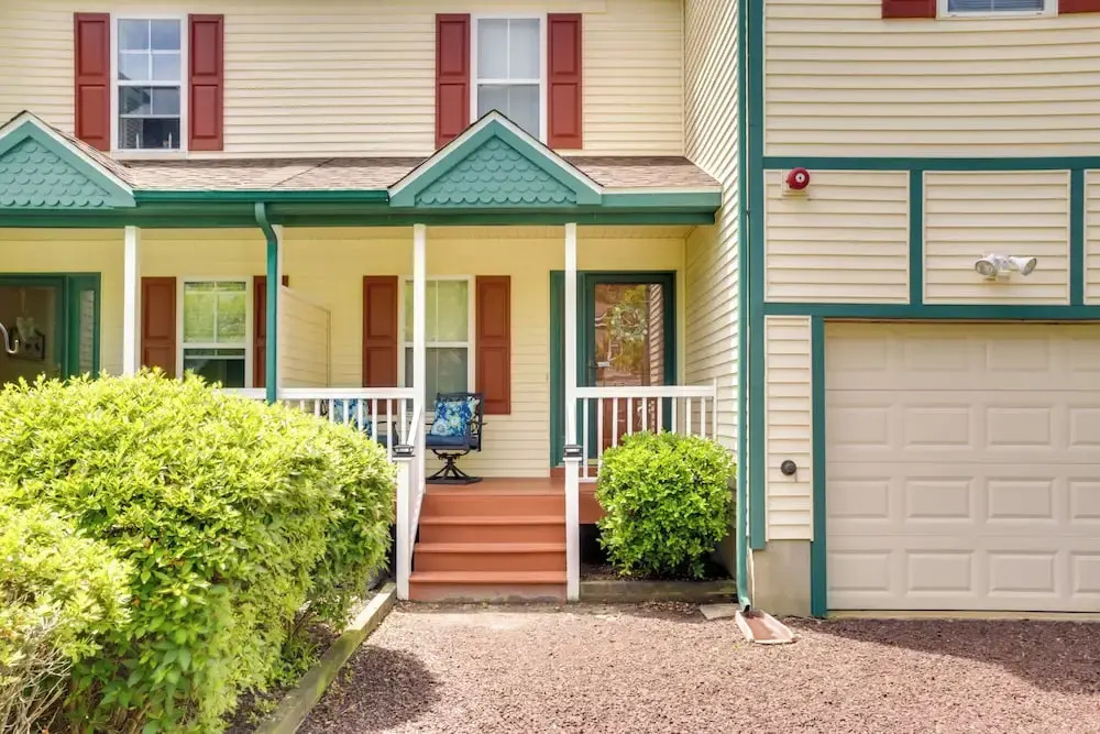 Poolside Fun, Beach Walks! Ocean Pines Coastal Gem
