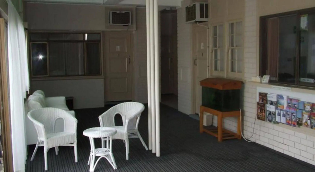 Aquarius Motel