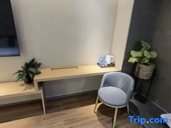 Yubwiku Tang Business Hotel (Tangshan Wuyue Plaza)