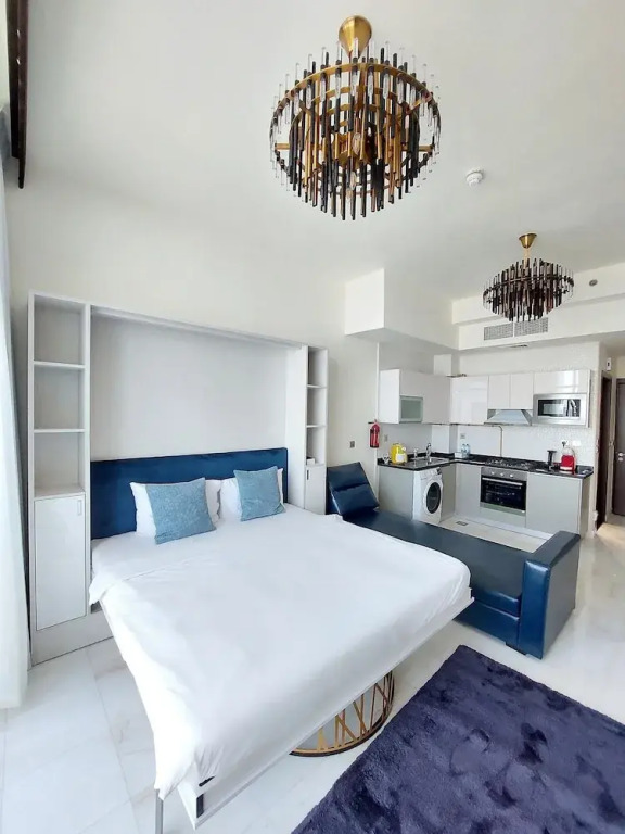 Brand New Modern Studio, Burj Khalifa View Pool