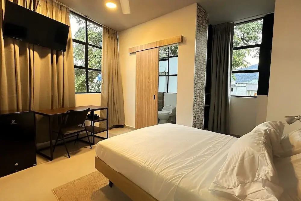 Star AV 37 HOTEL