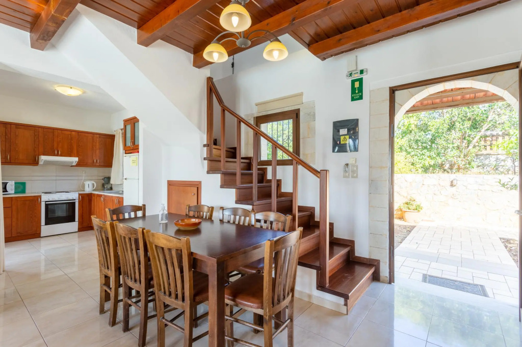 Villa Eva Large Private Pool AC WiFi