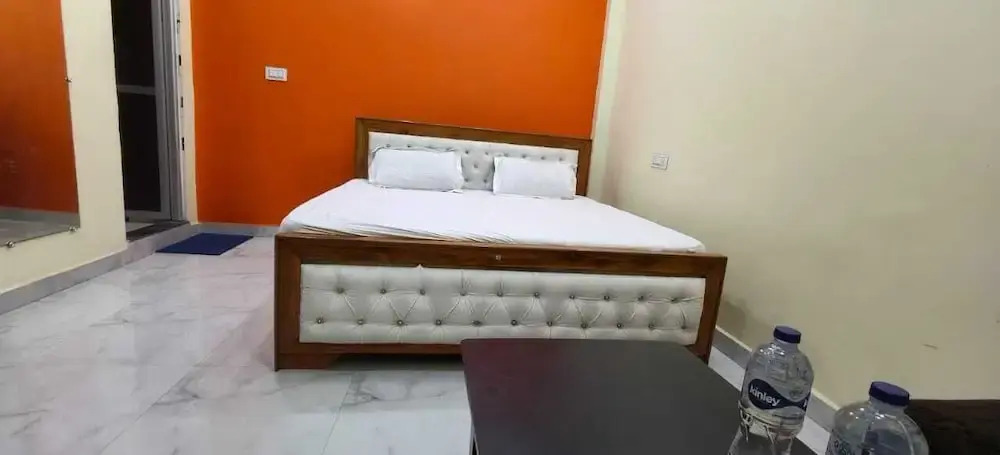 Shri narayan home stay