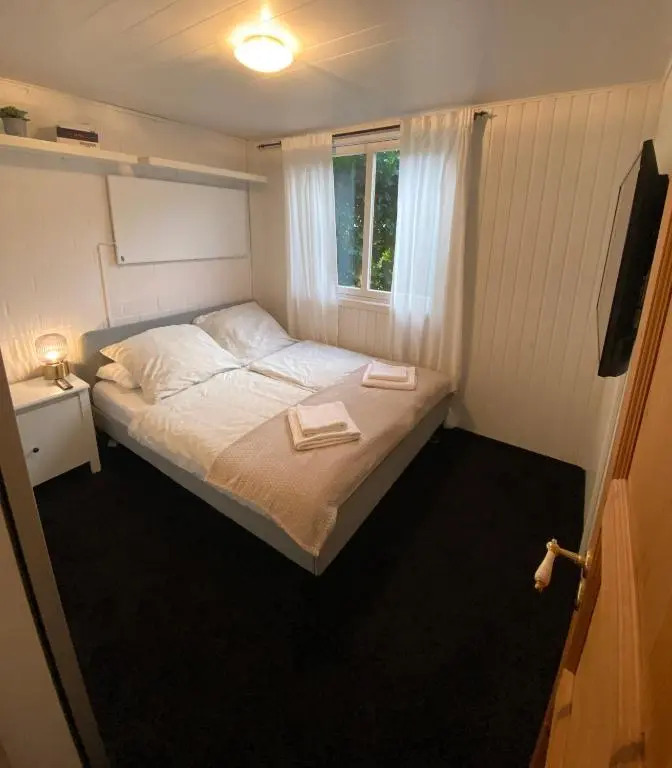 Ferienhaus "Auszeit mit Herz" im Ferienpark Extertal - Kamin, Fass-Sauna, Massagesessel