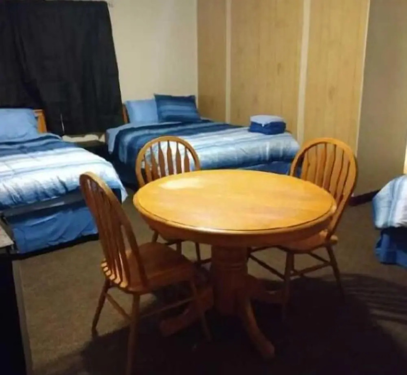 Marinette Inn