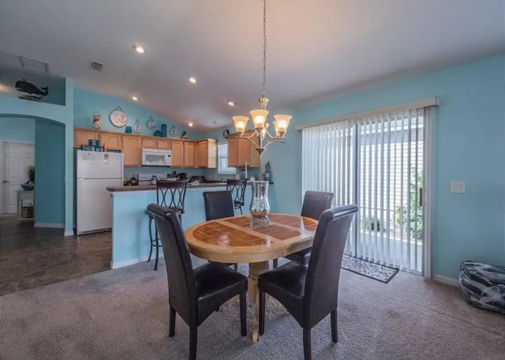 Amber Court 871 by White Pelican VR