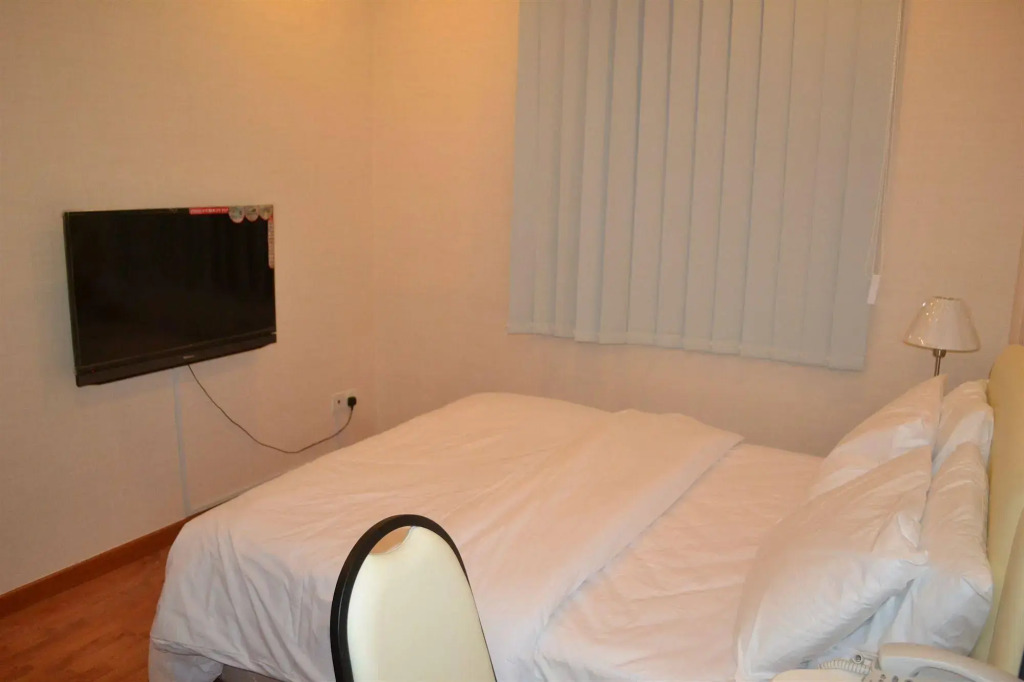 Golden Suites Hotel