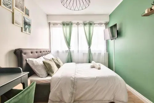 Chic and spacious apart with parking