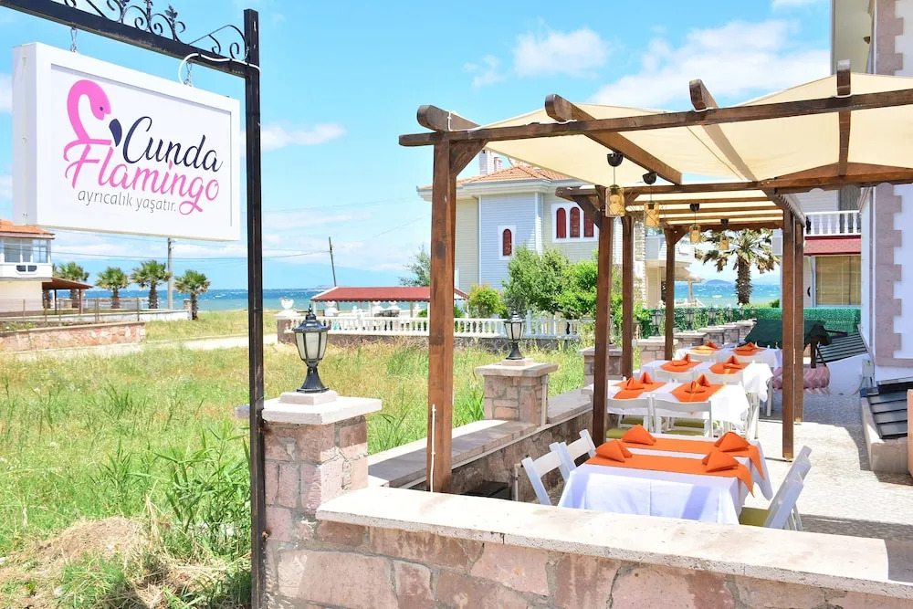 Cunda Flamingo Otel