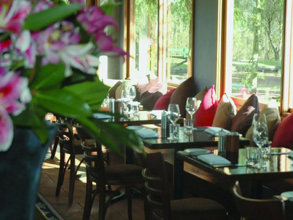 Hunter Valley Resort, Hunter Farm Adventure Centre & 4 Pines at the Farm