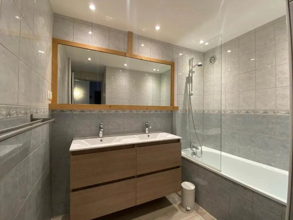 Appartement Les Deux Alpes, 2 pièces, 6 personnes - FR-1-348-176