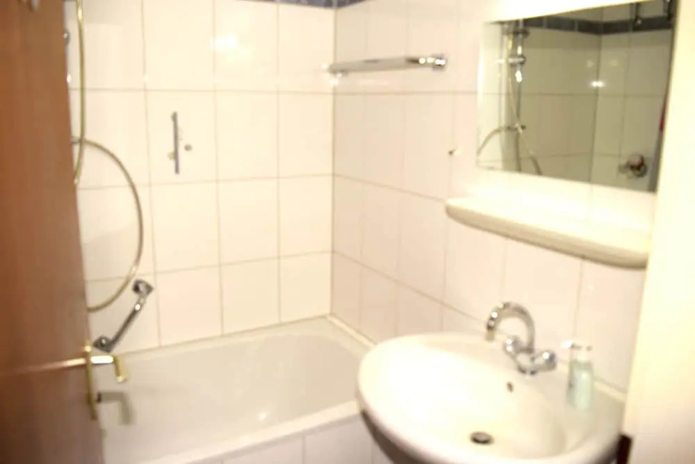 AB Apartment 79