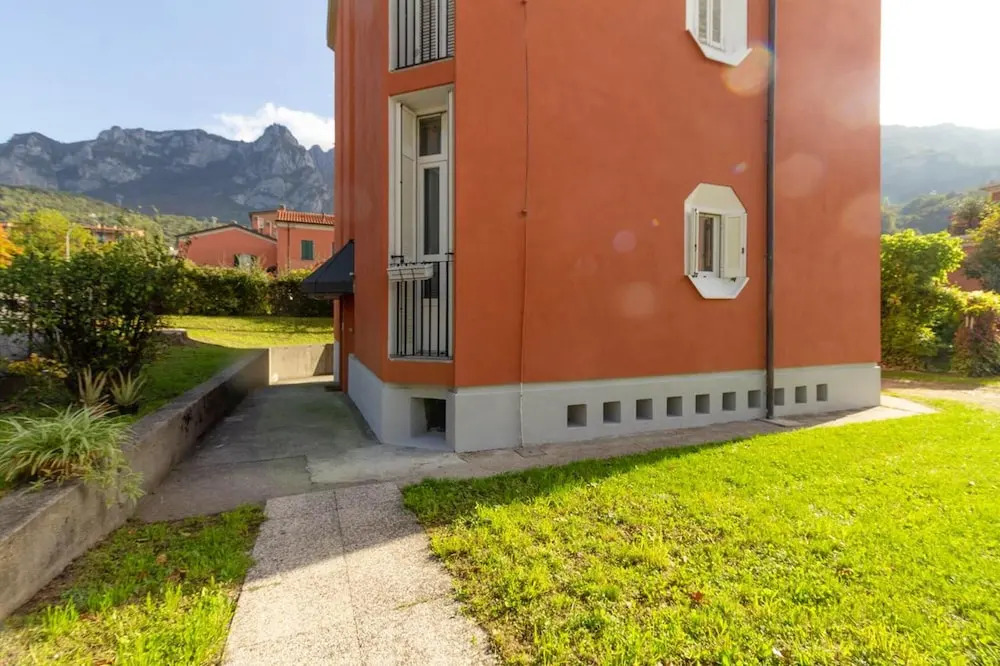 Apartment With one Bedroom in Lecco, With Wonderful Mountain View - Near the Slopes