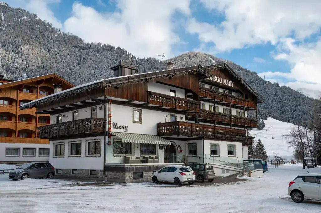 Hotel Mary
