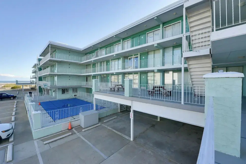Updated Oceanside Condo - 5 Miles to Cape May!