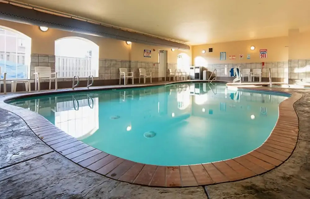 Rivertide Suites