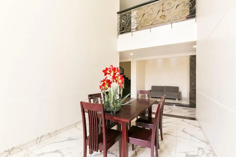 Tang Phat Hotel by OYO Rooms