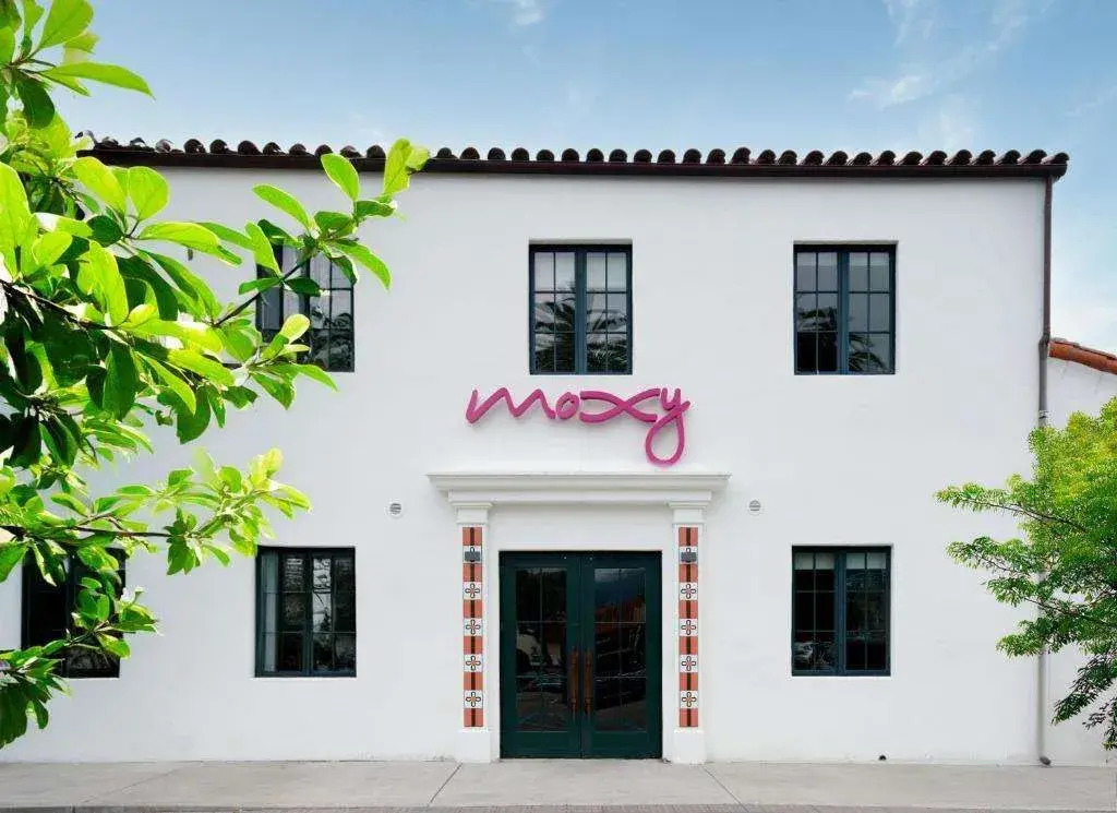 Moxy Santa Barbara