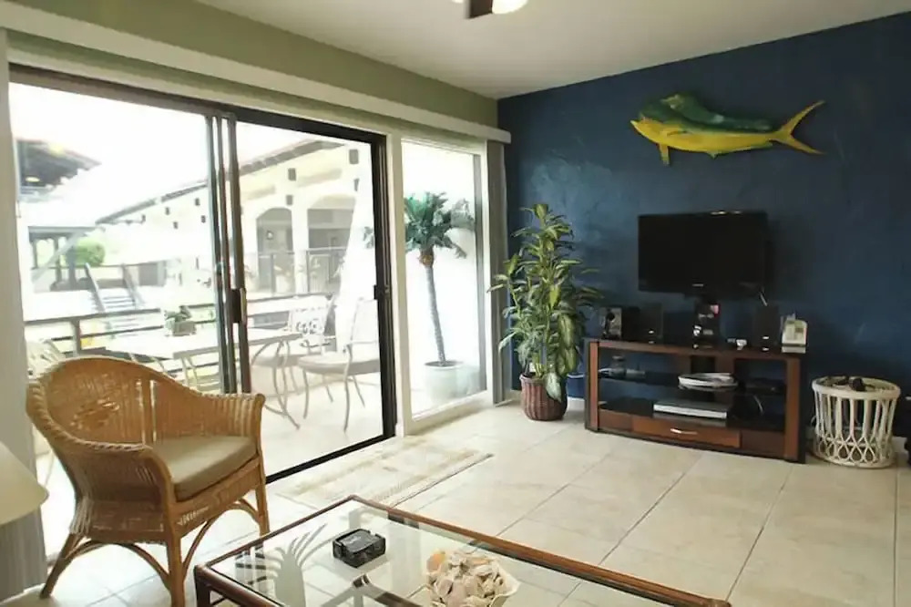 Casa De Emdeko #203