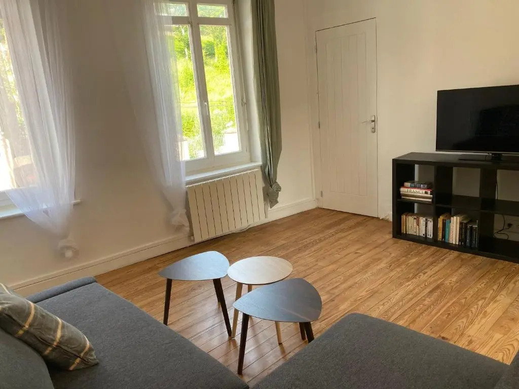 1st Floor Cozy Central Flat with free parking