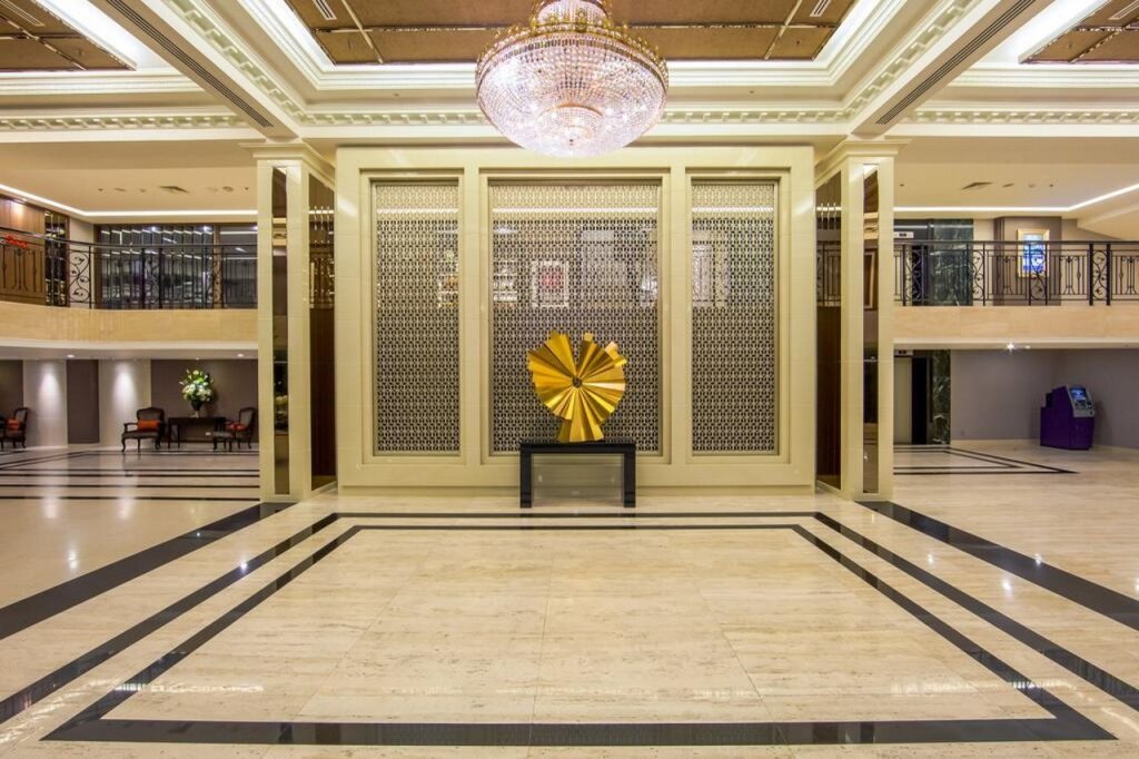 Mandarin Hotel Managed by Centre Point