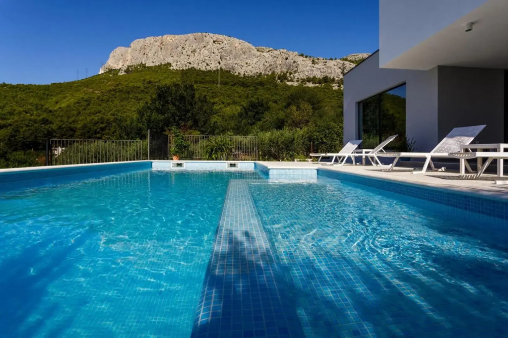Modern Villa Elia with 40sqm heated pool, 3 bedrooms, and Split city views