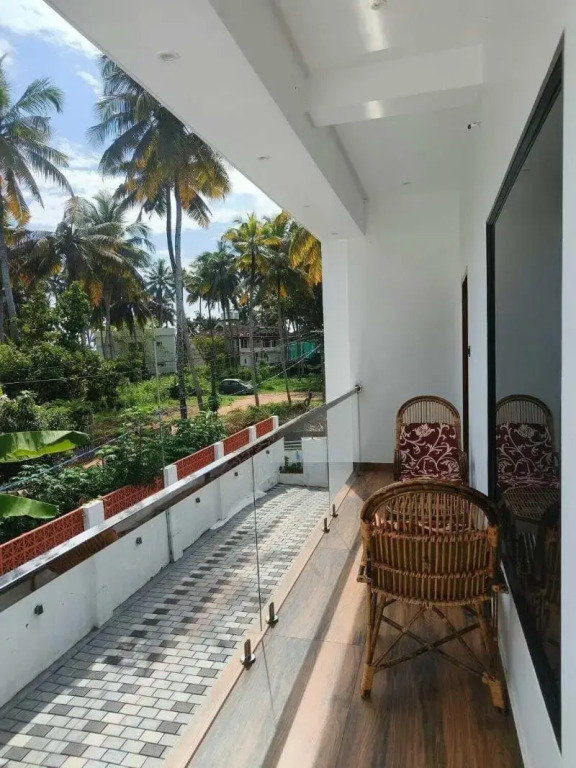 Wavealokam Beach Retreat
