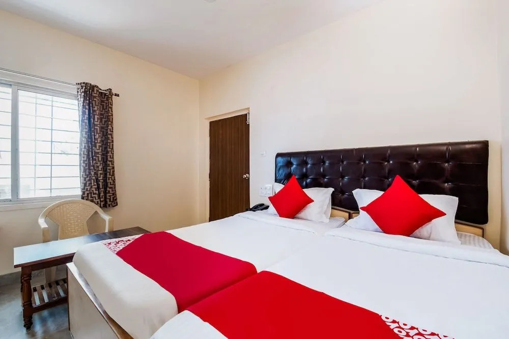 OYO 37146 G P Residency
