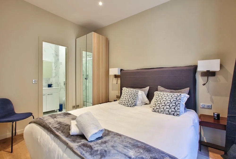 61 - Luxury Parisian Home Sebastopol 2DD