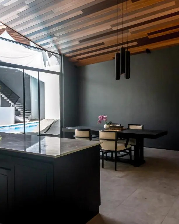 Aster Villa