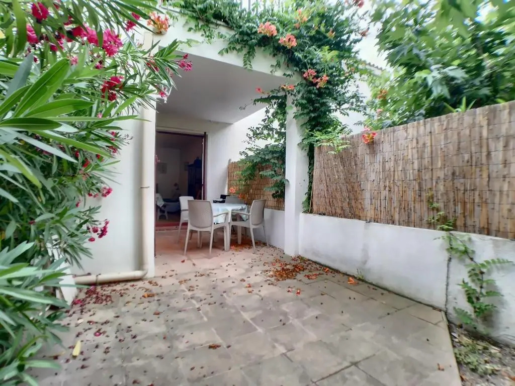 Appartement Saintes-Maries-de-la-Mer, 2 pièces, 4 personnes - FR-1-475-25