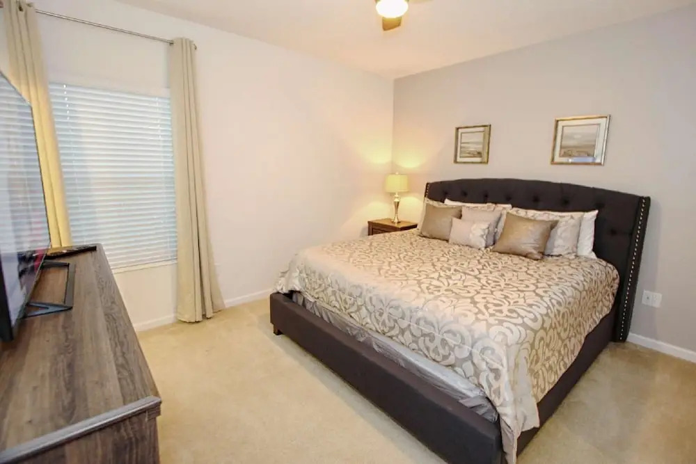 3941 Sonoma