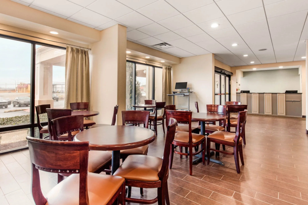 Quality Inn Valley - West Point